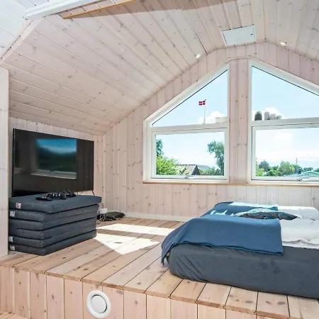 10 Person In Juelsminde-by Traum * Sønderby